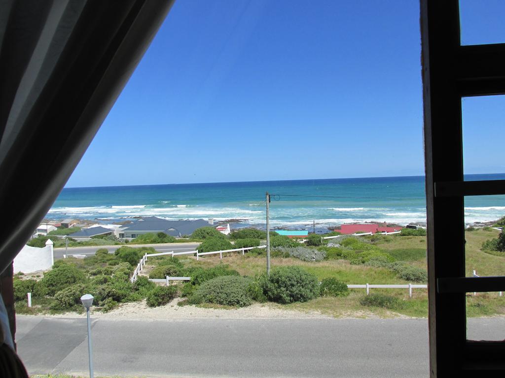 Oceanview Guesthouse Struisbaai Habitación foto